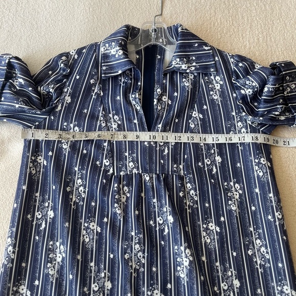 Vintage 70s Navy Floral Stripe A-Line Dress with Puff Sleeves - Picture 9 of 10